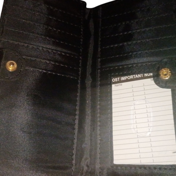 Leopard Print Women's Wallet
NWOT - Picture 4 of 4